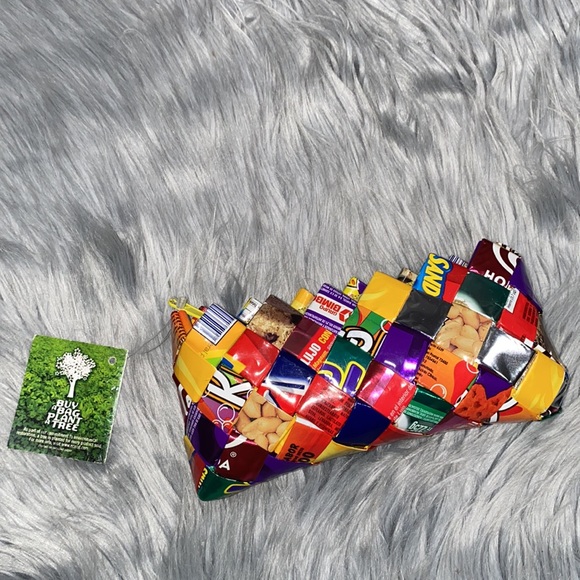 Ecoist Candy Snack Wrapping Clutch Bag Purse - Picture 2 of 6